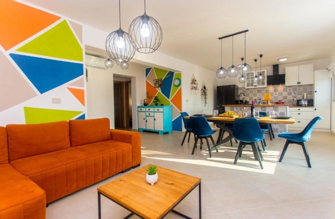 House With Pool Poli Stare Nuoni Βίλα Žminj Εξωτερικό φωτογραφία